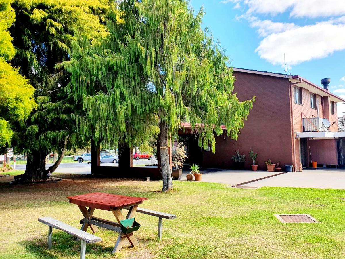 Golden Grain Motor Inn Horsham Exterior foto